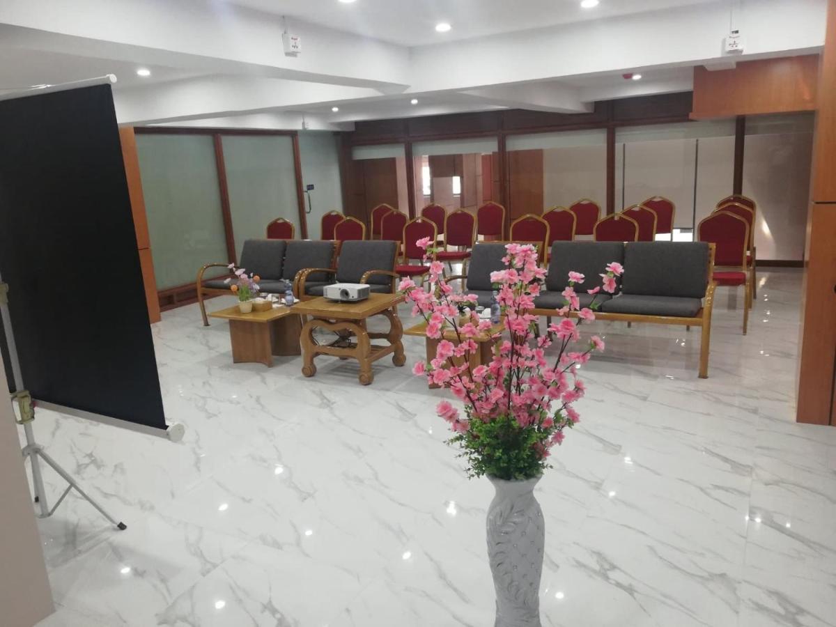 Yangon Hotel 57 Dış mekan fotoğraf